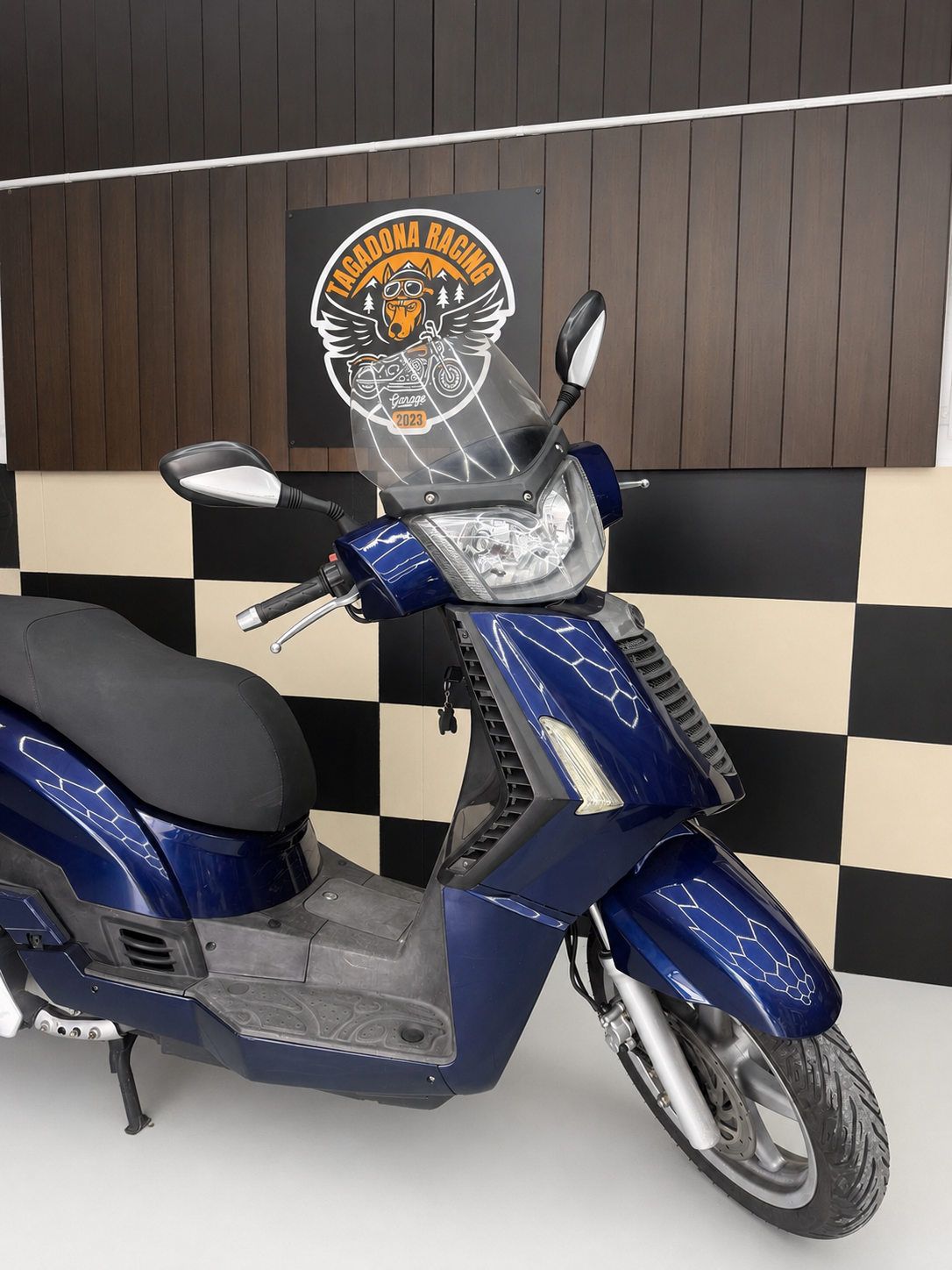 Kymco People S 250 2008 para reparar en Granada — foto 4
