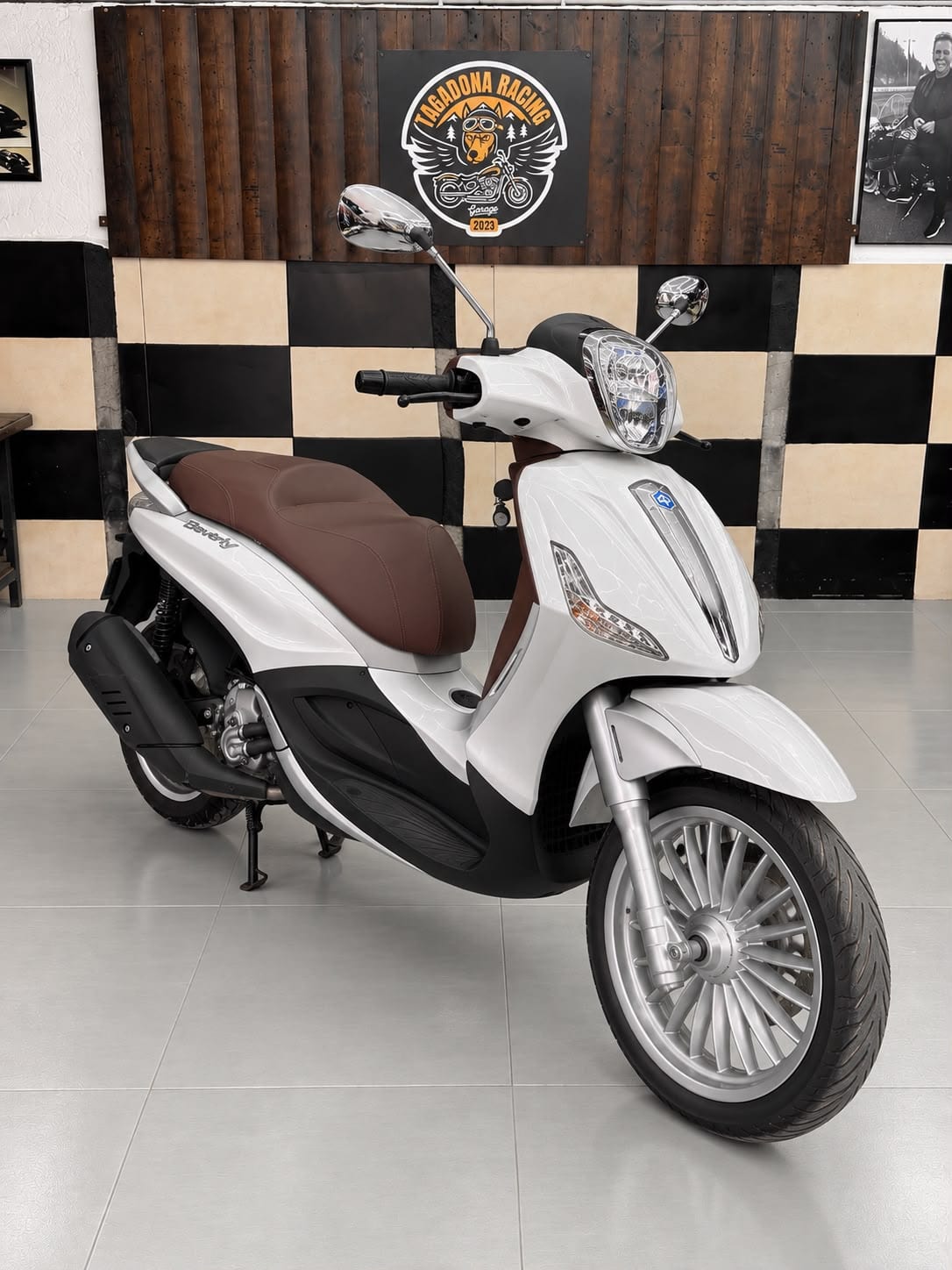 Piaggio Beverly 300 2018 de segunda mano en Granada