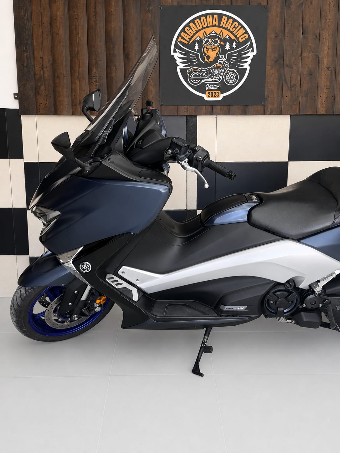 Yamaha TMAX 530 SX 2017 de segunda mano en Granada — foto 2