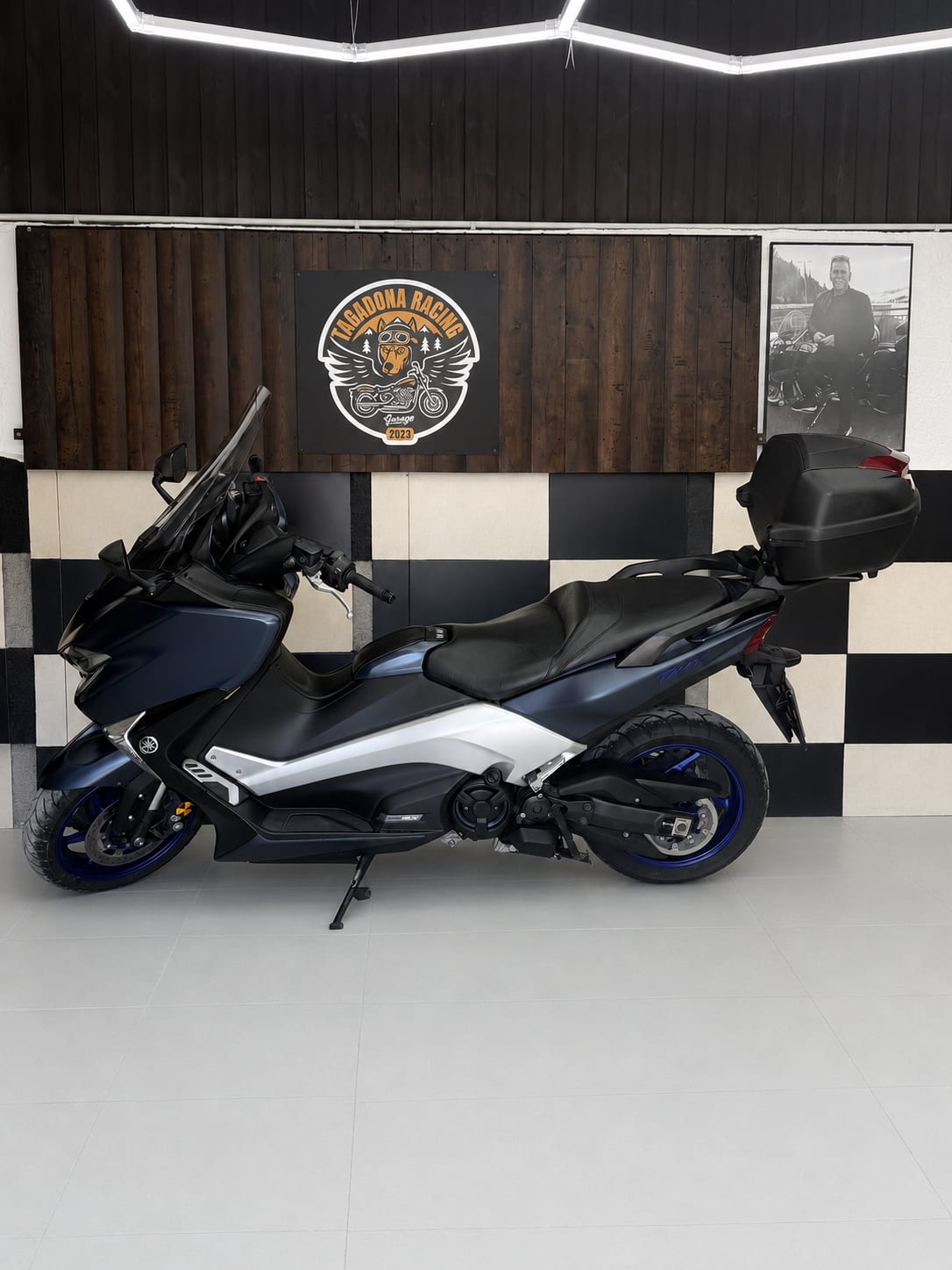 Yamaha TMAX 530 SX 2017 de segunda mano en Granada — foto 5